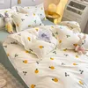 Ins Style Duvet Cover Set mit flachen Blechkissenbezügen süße orange Cherry Crow gedruckte Single -Doppel -Queen -Size -Mädchen Bettwäsche -Kit 240430