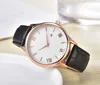 Royal Rose Gold Luxury Men's Fashion Watch Quartz Titta på tre pin Rose Gold Case Dial Dial Display Kalender Pin Buckle Belt