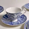 Tazze di piattini tazze di ceramica floreale retrò e piattini sotto la glassa piatto in stile cinese Serie di fiori di fiore di fiore tazza a due pezzi