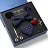 Neck Tie Set Silk Handmased 7,5 cm Wide Tie Set Black/Blue/Red Mens Neck Tie Hankerchiefs Cufflinks Tie Clip med Pin In Box i Box