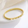 Mode smycken armband armband zirkon guld rostfritt stål armband retro och mode helt matchande diamantarmband