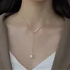 Colliers de pendentif Minar Collier pendentif de perle en eau douce délicate pour femmes en laiton d'or