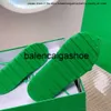Bottegaas schoenen Designer Woman Lace-Up Flat Sandalen ZEEGRASS VLAMINGO Gras Rubber Sole Shoe Damesontwerpers Kleurrijke slippers Fashion Slides