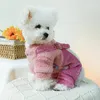 Vêtements pour chien Vêtements de couleur rose Petit coeur imprimé chaud quatre jambes en peluche et en coton épaissi des vêtements pour animaux de compagnie pour chiot combinaison