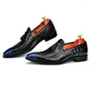 Scarpe per vestiti Il primo strato di crow -hide in pelle di business in pelle coccodrillo intagliato casual