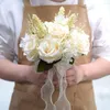 Dekorative Blumen einfache Pflege künstlicher Rosen eleganter mehrfarbiger Braut Blumenstrauß mit realistischen grünen Blättern wiederverwendbares Band