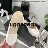 Chanells Shoe Channel Кожаный ягнят