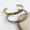 Braccialetti aperti a forma di C per donne Gioielli in acciaio inossidabile Gioielli placcati in oro. Regali per la festa della mamma