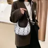 Sac portable imprimé de serpent sous bras hobo femmes en cuir zipper épaule messager sacs jeunes dames simples polyvalentes