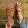 Scarpe casual rimocia sandali di tallone piatto estivo per donne più taglia 42 pantofole da spiaggia donna in pelle cinghia gladiatore slip-on