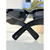 Designer rectangular frame luxury sunglasses Black acetate frame Fashion Luxury Stage Show Outdoor celebrity sunglasses of the same style 1668