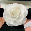 Bow Binds Japaner und Korean Camellia Damen -Biege Brosche Corsage Kleiner Duft schwarzer Plaid Houndstooth Muster Pin Accessoires
