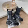 Botteg Venetas Fashion Designer Femmes Martin High Leather Chaussures Real Boot Boot Luxury Rubber Sole extérieure Bottes de semelle élastique élastique Bottes d'extérieur