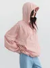 Jackets de ven chiques feminino casual casual casual sola com capuz longa de manga longa tops streetwear modear fêmea de protetor solar Summer 240506