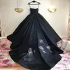 Robe de bal robes de mariée gothique plus taille chérie tulle arabe dubai country robes nues robe de mariée noire vestido de novia mer 2618