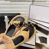 Chanells schoenkanaal dames macaron kleuren lambskineh slippers gewatteerde zwembad string sandalen puff flip flops in elkaar grijpende c paris mode dames designer schoenen 2c platf