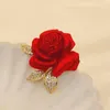 Broches 1pcs Temperament Rose Rose Brooch High Und Suit Accessoires Pins pour femmes Vêtements à la mode Design exquis