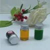 Bouteilles de rangement en gros de 200 x 5g Jar de crème en verre de haute qualité avec couvercles en aluminium 5cc petit emballage cosmétique