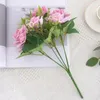 Flores decorativas Rosas artificiais realistas de longa duração com grande fidelidade de decoração de festas de casamento para pó impressionante