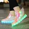 Dziecięce buty swobodne małe średniej wielkości dziecięce dzieci LED Ładowanie Luminous Buty dziecięce buty USB kolorowe lekkie buty 240510