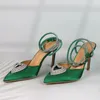 サンダルサマーの女性ハイヒールラグジュアリーラインストーンハートデザイナードレスパーティーポイントトーエレガントな緑の足首ストラップシューズレディース