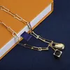 Designer Jewelry Classic Pop Fashion Simple Temperament Lady Lady Necklace Orecchini braccialetti per feste