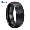 Anelli di nozze Black Hammer Ring Tungsten Band for Men Women Multifaceted Hammerd Spazzod Finitura 6 mm 8 mm Fit Fit5945437