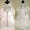 2020 Middeleeuwse trouwjurken Witch Celtic Tudor Renaissance kostuum Victoriaanse gothic van de schouder Long Sleeve bruidsjurken 265N