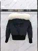 2024 Giacche da donna Classic Fashion Designer Brand Down Giacca Parkas Woman Epaulettes Trend Winter Warm Cotton Outdoor Outwear Paots Scissors 03 Women's Short