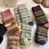 Chaussettes de femmes 1/2 Paints tricotés rétro sucré coréen à rayures hivernales moelleuses Maison chaude et tube à tube épais aiguilles à poilue fourrure