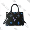 På språng kvinnor mode lyxiga designers väskor prägling monogramiess äkta läder handväska messenger crossbody axel totes väskor o5912g