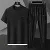Herrspårar T-shirtbyxor Set Kpop Elastic Track Clothing Summer Sportwear Casual Sports Loose Basic Cotton Mens S XL Top Q2405010