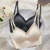 Tenue de yoga Femmes sexy lingerie BRAS BRAS BRAS INvisible sous-vêtements Deep V Low Cut Push Up Bra Intime Female Breatte Bralette mince