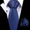 Coffre à cravate argenté Floral 3 Tie à la soie mince maigre étroite hommes Tie à cravate