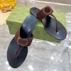 Hochwertige Klassiker Damenschuhe für Frauen Sandalen Tanga für Frauen Leder -Hausschuhe Dupe Designer Slide Sluxury Flip Flops Frauen im Freien mit Schachtel