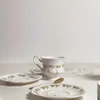 Tazze piattiere tazze da caffè rosa retrò e piattini mettono tazze da tè rosso inglese tazze in ceramica tazze squisite tazze da regalo per la casa