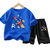 衣料品セットティーンエイジな男の子の夏のスーツの子供用Tシャツ+ショーツ2ピースかわいい宇宙飛行士スーツ子供ボーイカジュアル服setl2405l2405
