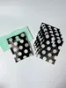 Geschenkverpackung 10pc White Polka-Dot-Einkaufstasche Kleines Zubehör Einkauf schwarz und bedruckte Plastiktüten für Partyveranstaltungen