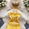 Casual Dresses French Hepburn Fashion Embroidery for Women Sexig stropplös ihålig ut smal midja ruffle edge wave mini party klänning