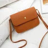 Sacs à bandouliers Bag féminins 2024 Fashion Pu Leather Couleur solide Small Square Messenger Mini For Women