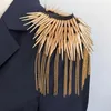 Broschen attraktive Brosche EPAULETTE HIP-HOP-SCHULTER Exquisite Fringe Blazer Rivet Kette Uniform DIY