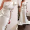 2020 One Shoulder Long Party Mermaid Wedding Dresses Long Sleeves Satin Ruched Ruffles Applique Sweep Train Formal Wedding Dresses 240H