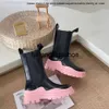 Botteg Venetas Modedesigner Frauen Martin High Leder Real Schuhe Knöchelstiefel Luxus Gummi -Außensohle Elastizität Gurtband Kristall Outdoor -Stiefel