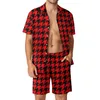 Herrespår Houndstooth Men sätter röda och svarta mode casual skjorta set korta ärmar mönster shorts sommar fitness utomhusdräkt plus