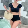 Swimwear féminin Sexy High Waist Bikini Femmes Solide Black Lace Up Biquini Strips Bandage Swimsuit plissé de bain plissé Bandeau Korea