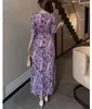 Vestido Floreado Mujer Frauen Sommer Bohemian Purple Blumen lässige Wickelkleider gegen Hals 34 Langarmgürtel Aline Midi Sun Kleid 240429