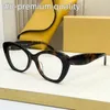 Lunettes de soleil de créateur de 10A Premium dans Cat Eye Frame pour femmes verres d'écran d'écran d'été Accessoires de couple de mode de luxe avec boîte cadeau 27384