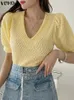 Blouses des femmes Vonda Casual Women Shirts 2024 Été Soucine Short Puff Tops Couleur solide en vrac TUNIQUE V-NECK LADES ÉLÉGANT BLUSAS FEMME