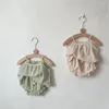 Ensembles de vêtements 2024 Été pour bébé Baby Girls Girls Cotton Stron Striped Camisole Tops and Shorts Fashion Two Piece Tenues