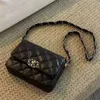 High-end kleine tas 2024 Nieuw mode vierkant vet geplooid cowhide dikke ketting diamant rooster enkele schouder crossbody echte lederen tas